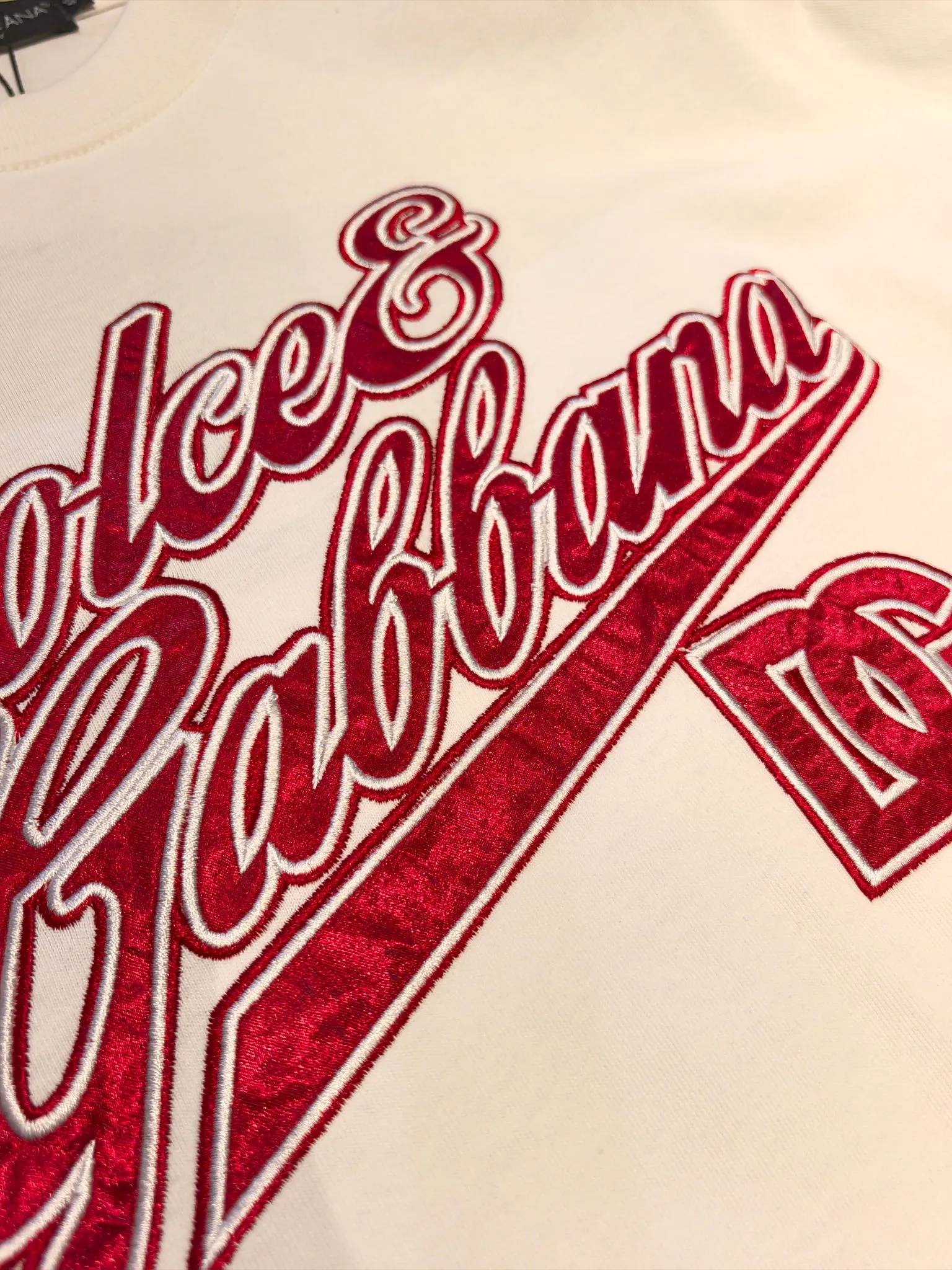 𝘿𝙊𝙇𝘾𝙀 & 𝙂𝘼𝘽𝘽𝘼𝙉𝘼 2026/ss New Arrival T DG logo Authentic Same Style : ， ， Sizes:S-XL